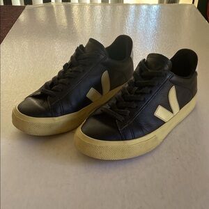 Veja Women’s Black Leather Sneakers Size 6